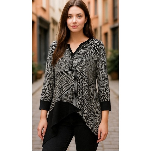 Chico's Asymmetrical Black White Geometric Print Long Sleeve Blouse Top - Picture 1 of 11